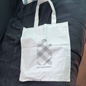 Burberry White Luxury Tote Bag with Classic Check